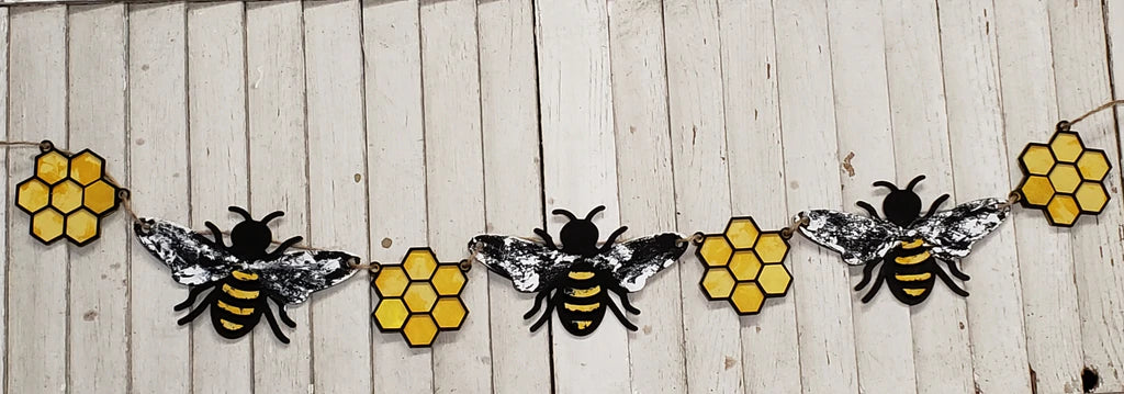 DIY Honey Bee Banner – Olive + Oak