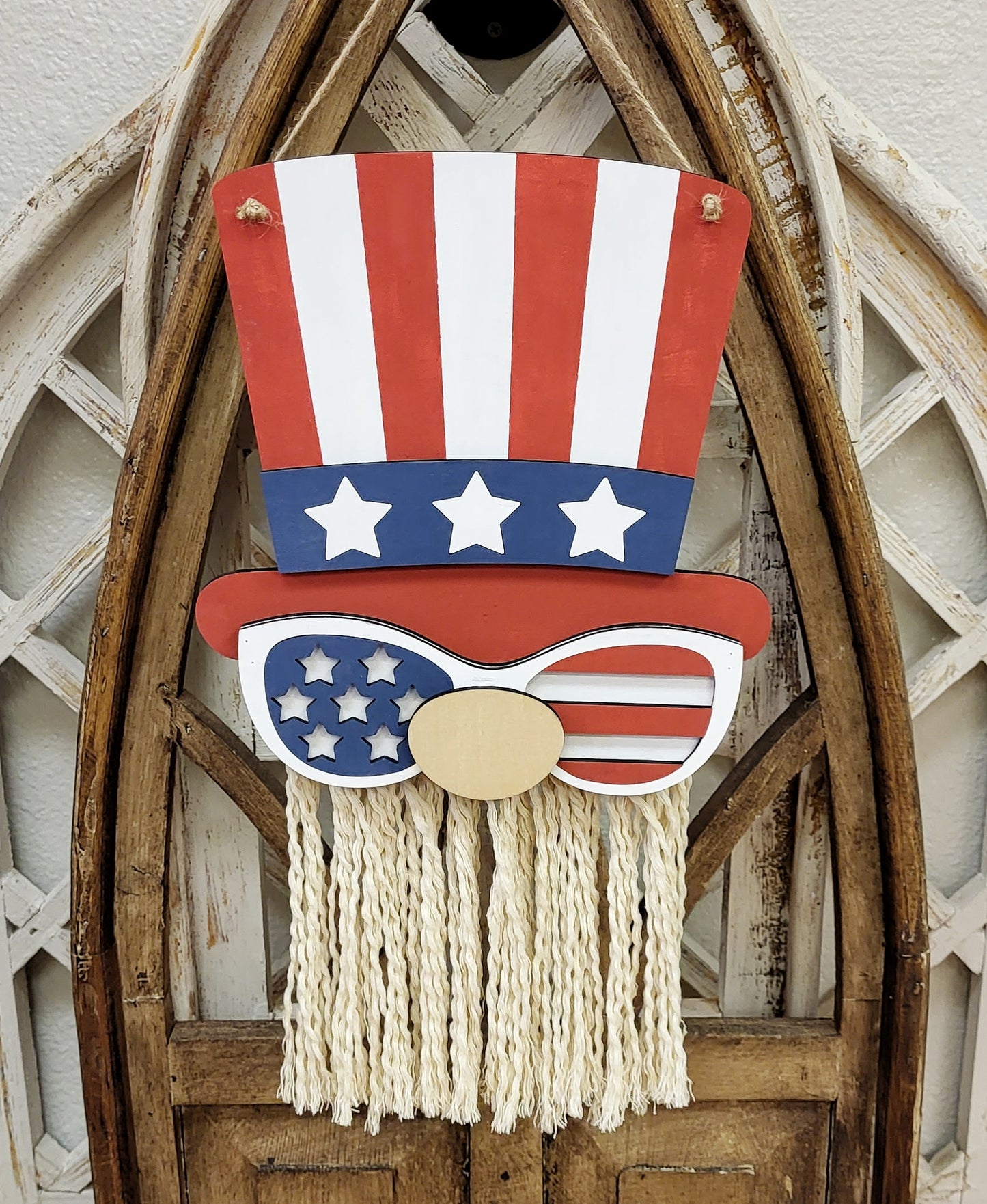 DIY Uncle Sam Macrame Hanger