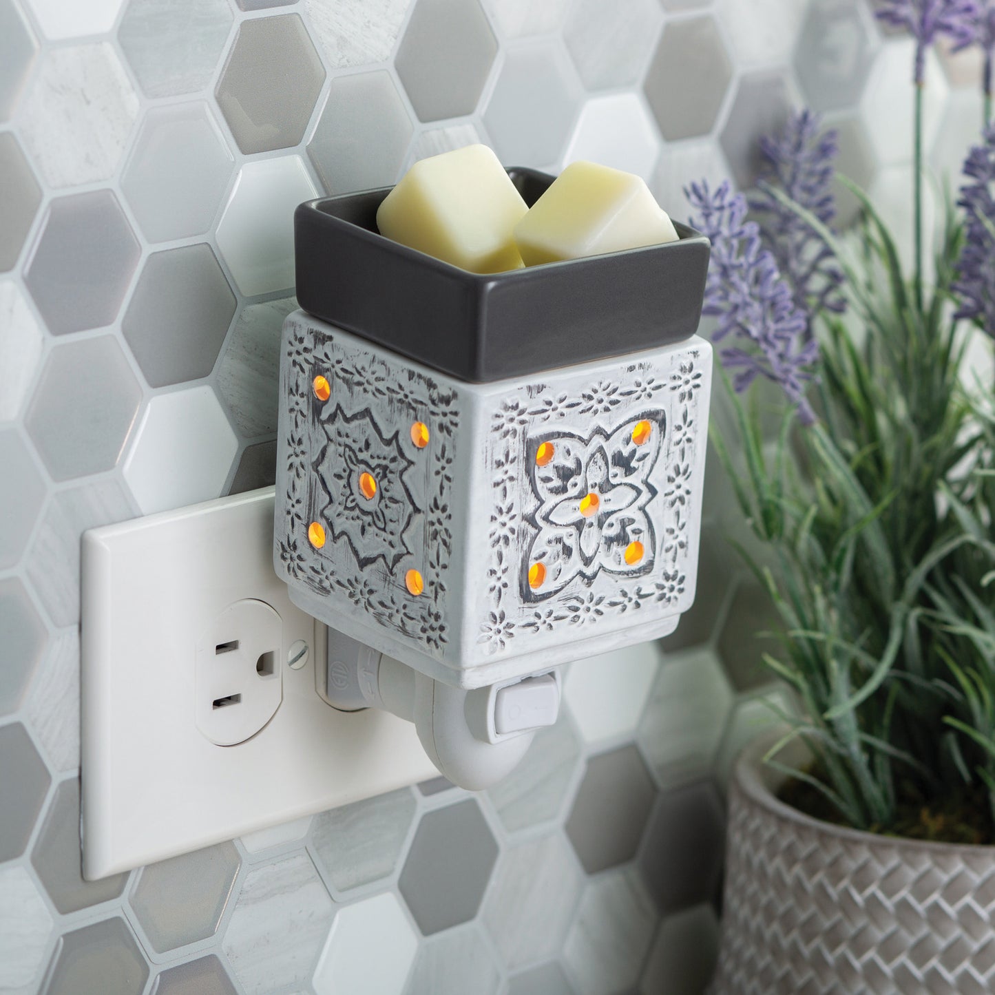 Modern Cottage Pluggable Wax Warmer