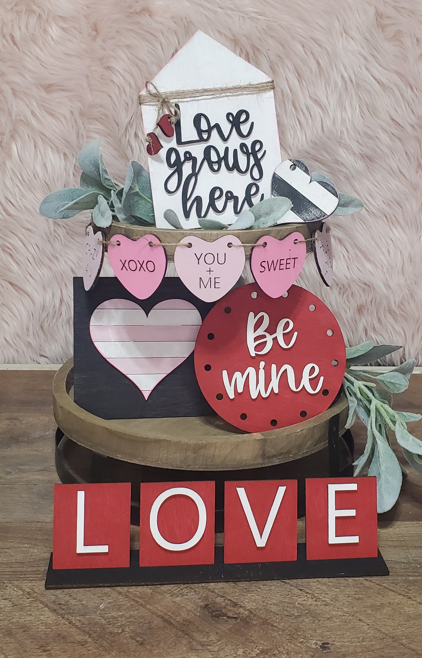 DIY Valentie's Day Sweetheart Tier Tray Set