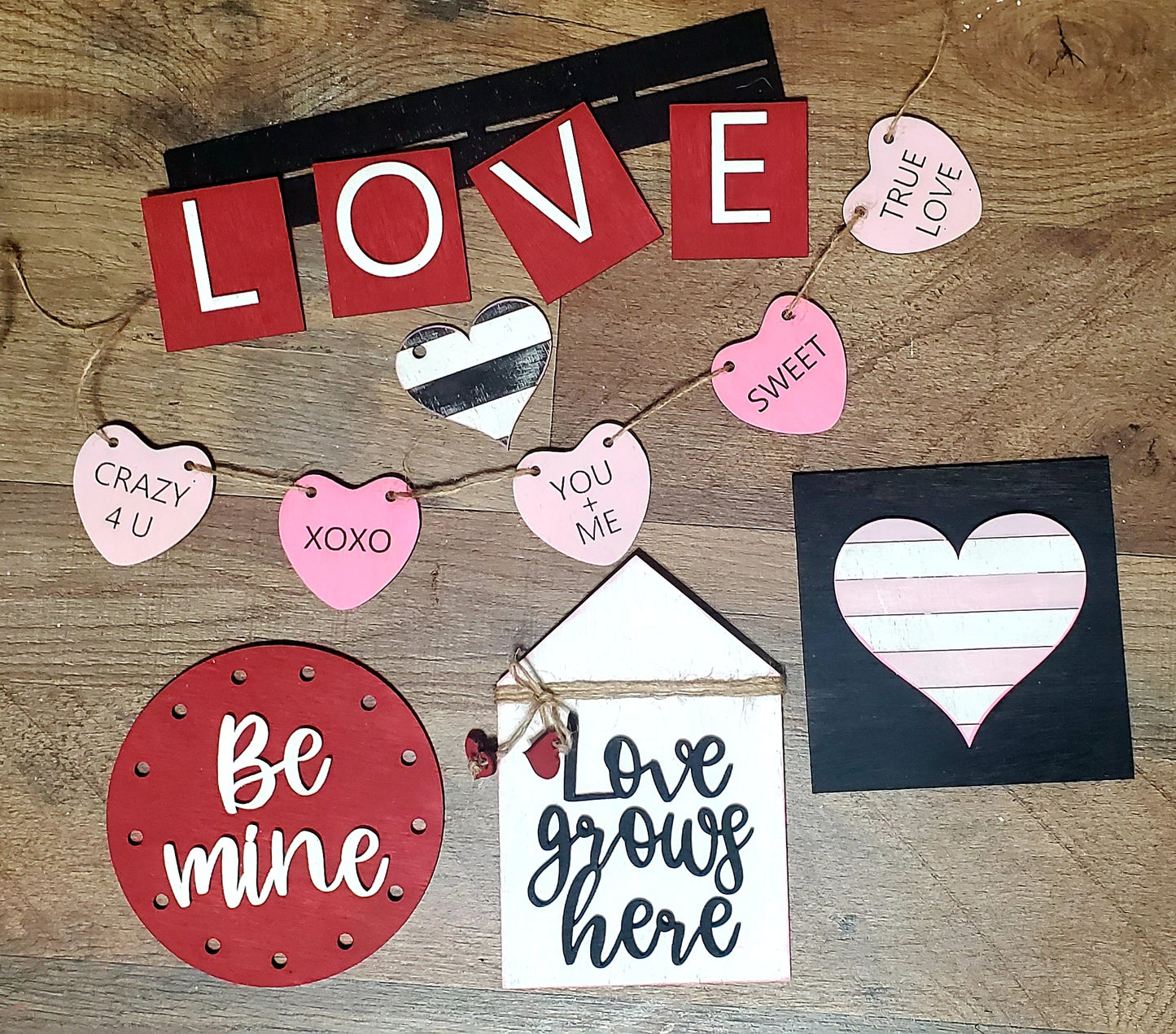 DIY Valentie's Day Sweetheart Tier Tray Set