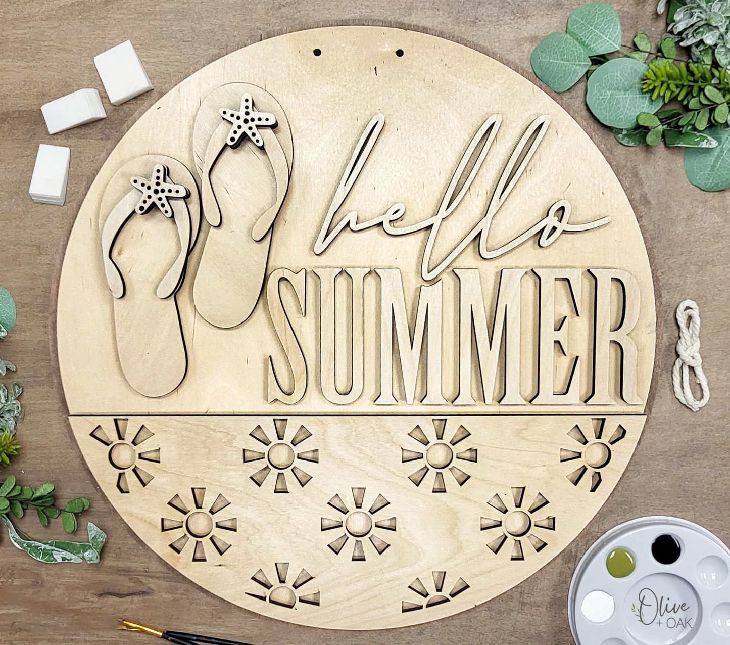DIY Hello Summer Flip-Flop Door Hanger