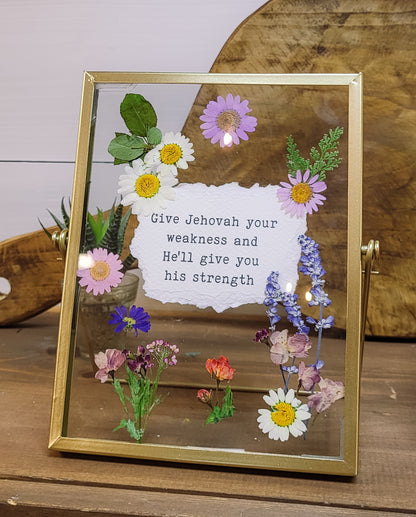 Pressed Flower DIY Frame Workshop - May 8 @ 5:30pm