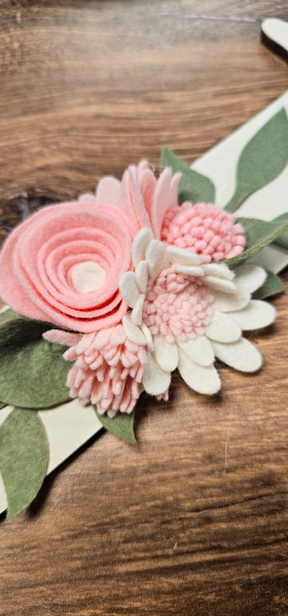 DIY Blushing Blooms Felt Flowers Embellishment Kit