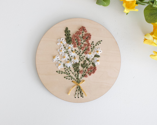 Wood Embroidery Kit - Daisy Bouquet